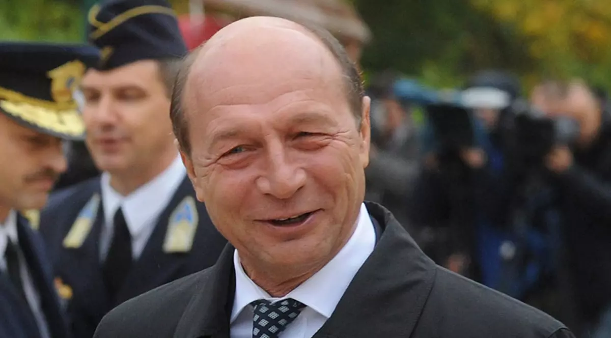 Apel către Băsescu
