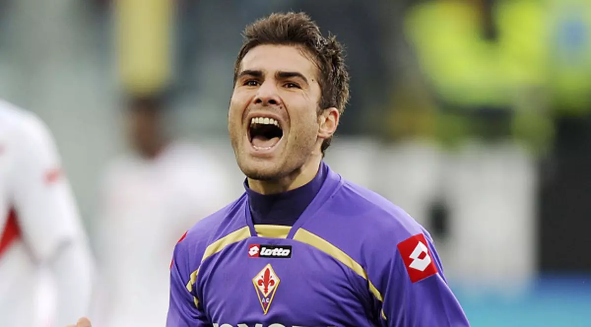 Mutu şi-a tras Range Rover personalizat!