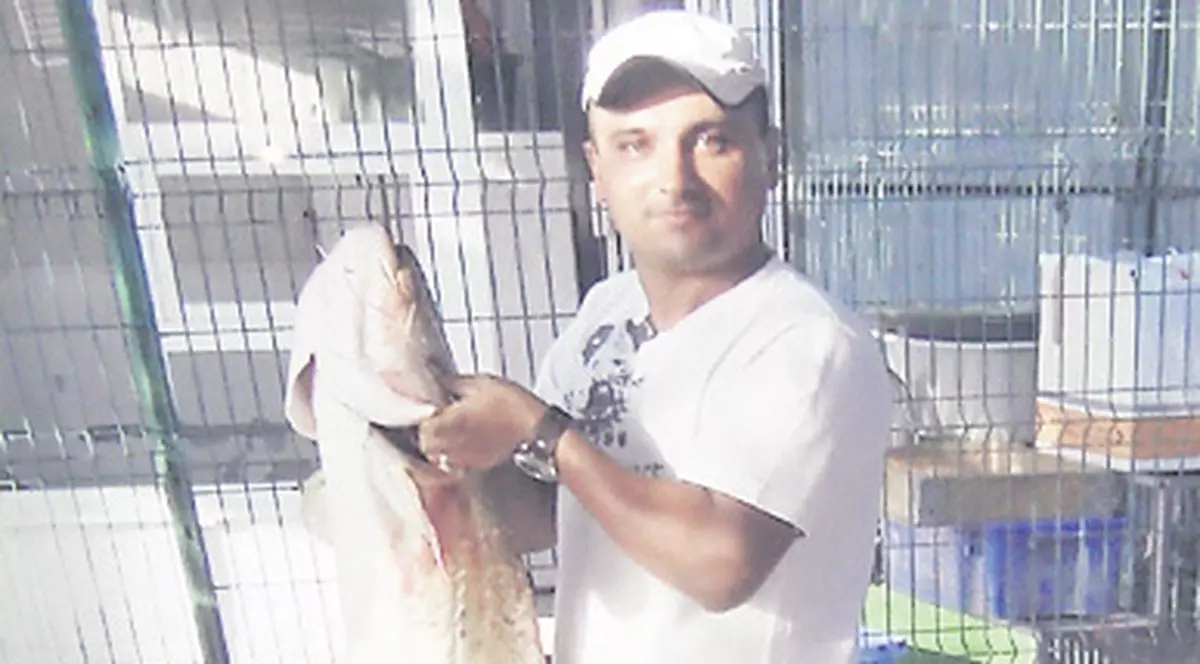 Pentru pescari - Cortul, indispensabil pe vreme rea