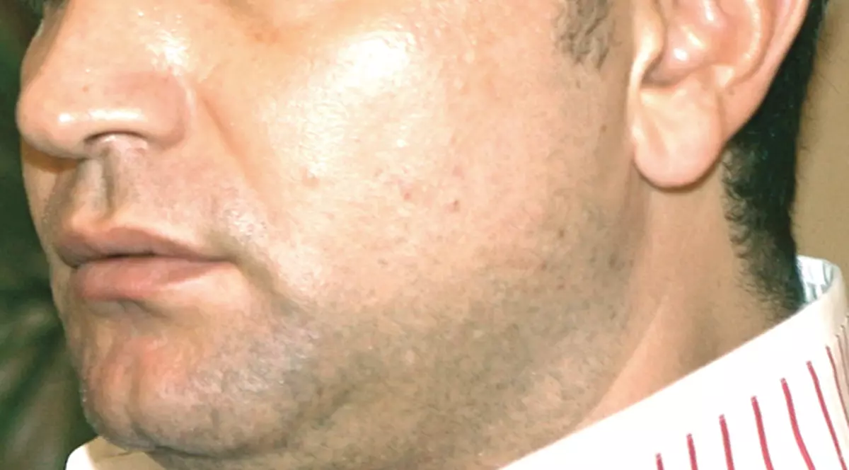 Cristi Borcea a dat 4.000 € pe păr