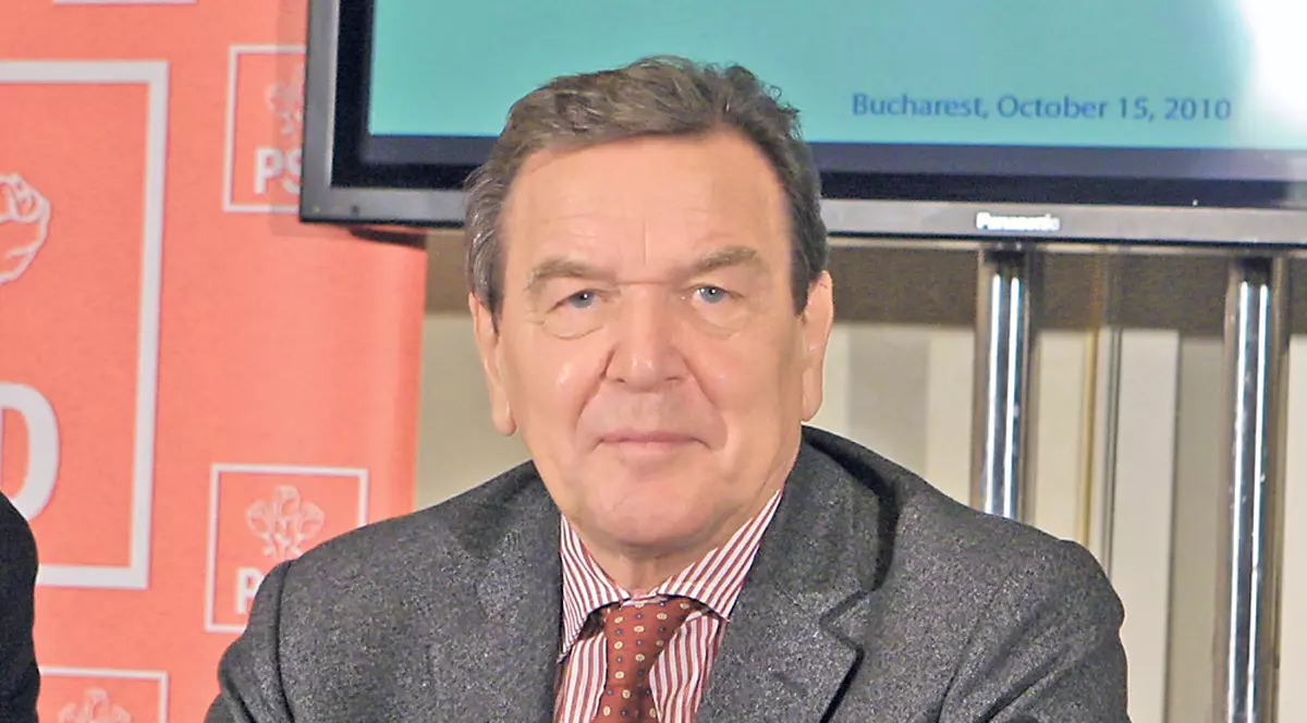 Fostul cancelar german Gerhard Schroeder susţine: «Germania nu are datorii faţă de România»