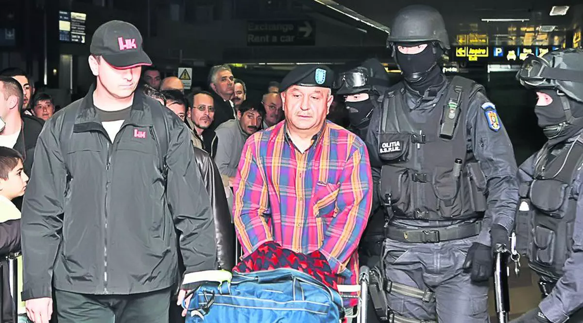 Costică Argint a fost adus în ţară în cătuşe