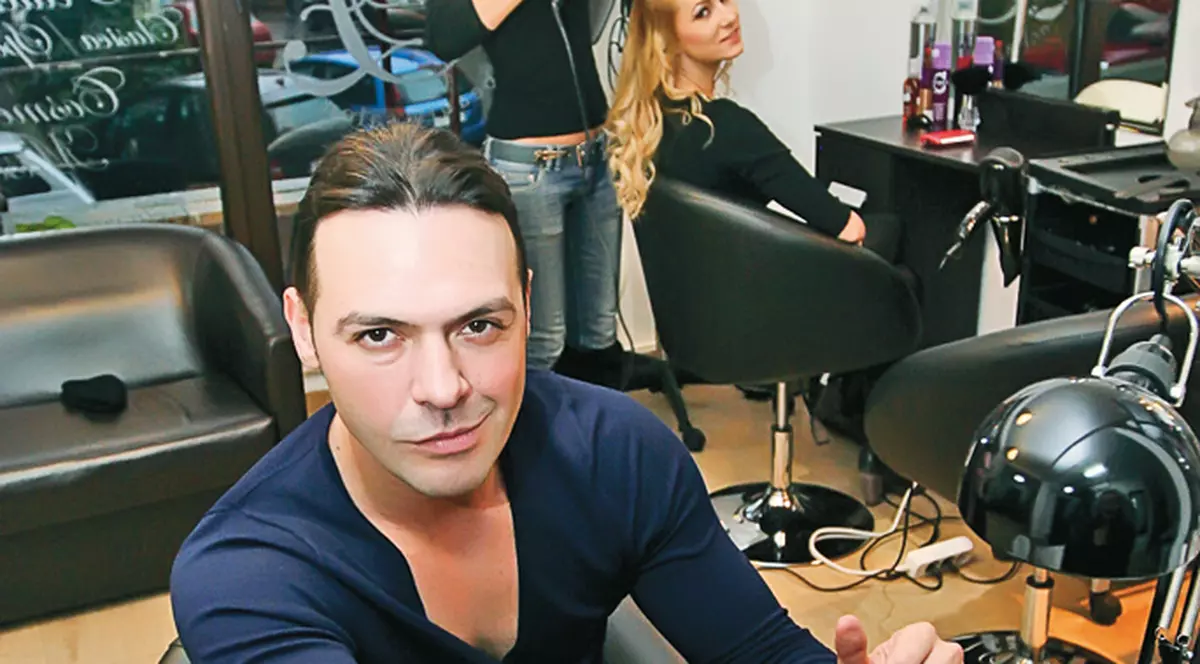 Cornel Păsat merge cu iubita la cosmetică