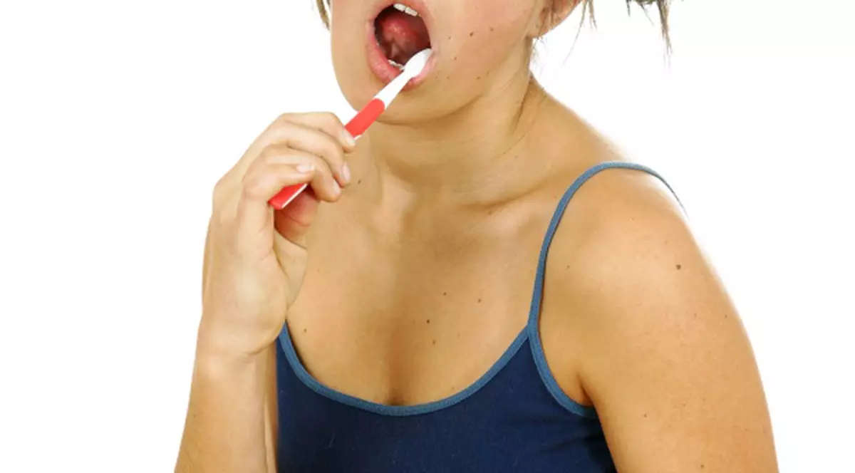 Pericol mortal în pasta de dinţi!