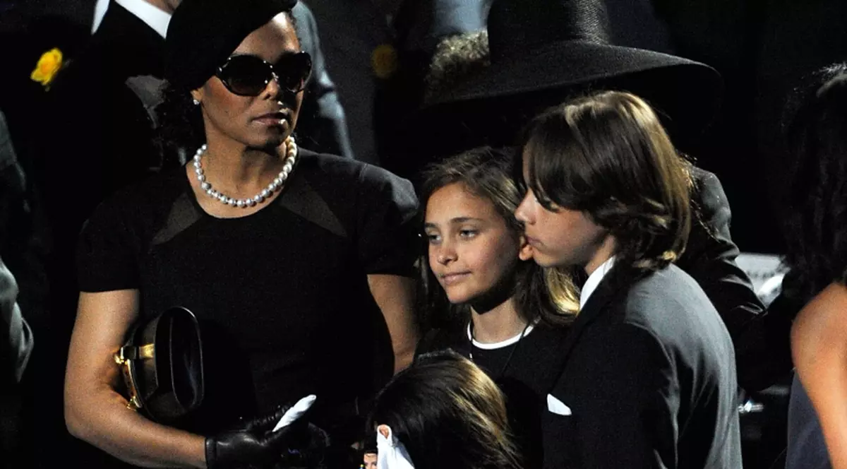 Primul interviu cu copiii lui Michael Jackson, la Oprah