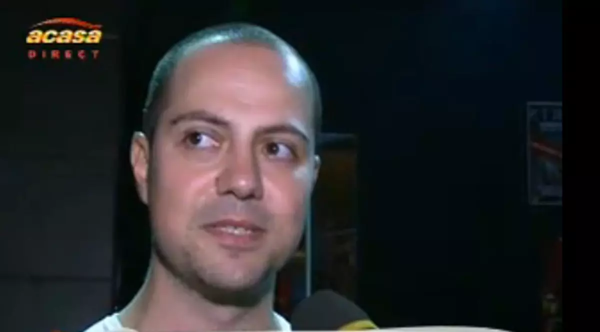 El este iubitul Lorei, ex Wassabi