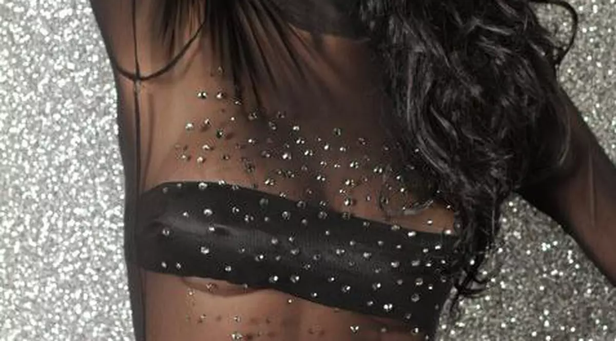 Ana Radu îşi vinde hainele în scop caritabil