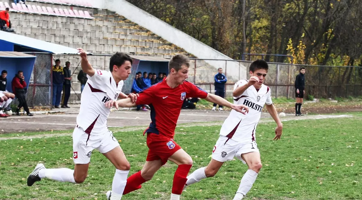 Veste proastă pentru Steaua: juniorii republicani ai Rapidului au câştigat meciul cu puştii stelişti