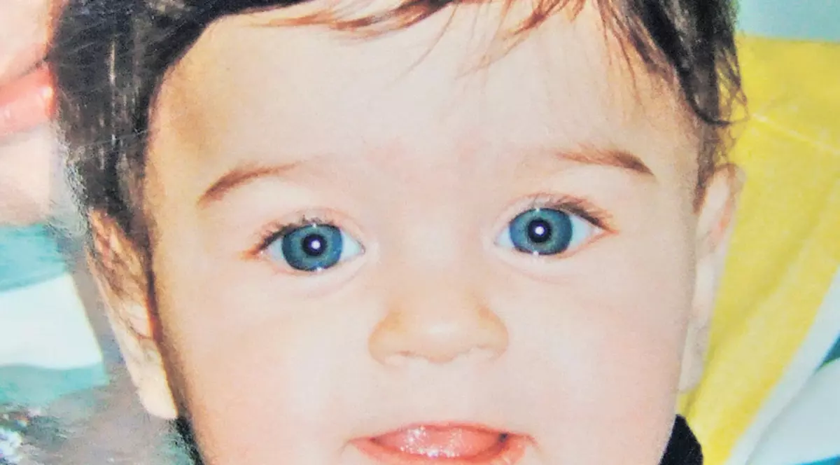 EXCLUSIV | Adina, de ce minţi? Uite dovada că ţi-ai părăsit copilul!