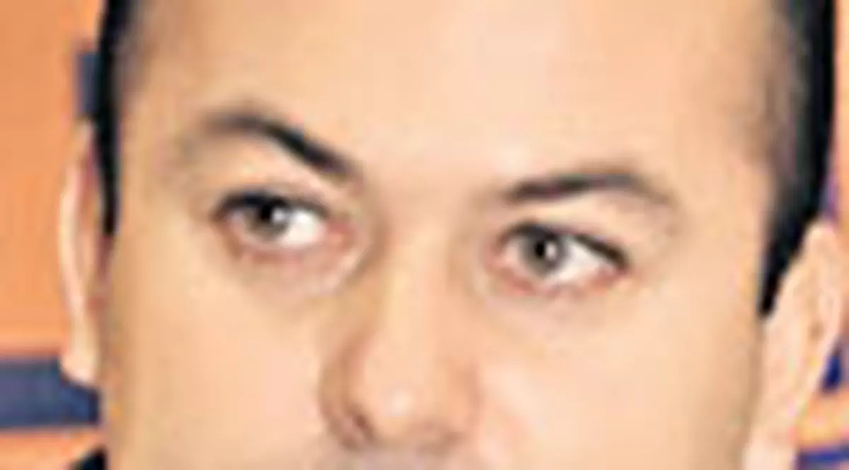 Senatorii au adoptat legea vrăjitoarelor