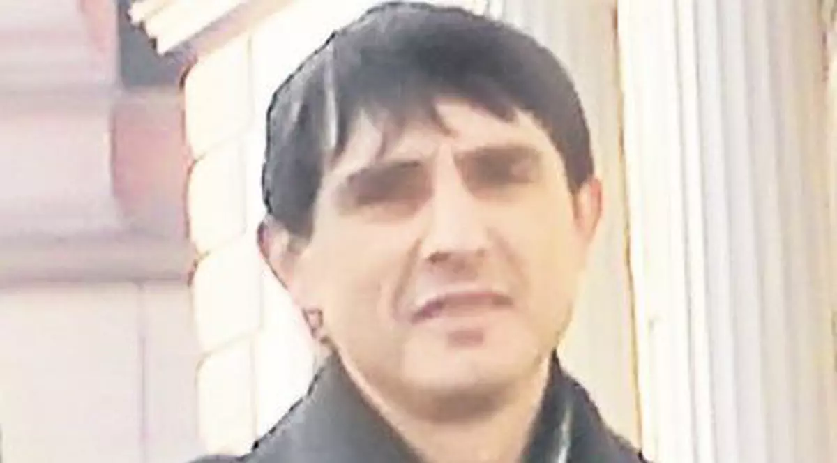 Nepotul lui Boc, spărgător de maşini în Cluj