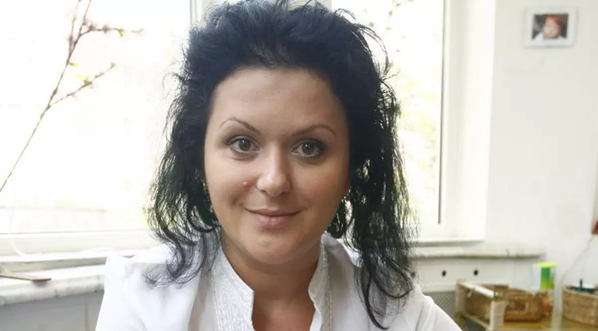 Mirela Zivari: «Nicolas Sarkozy se crede superior lui Traian Băsescu»