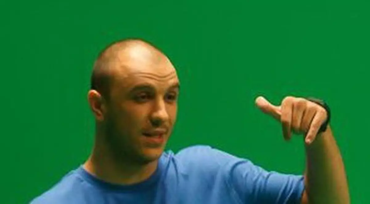 Puya se bate cu Guess Who