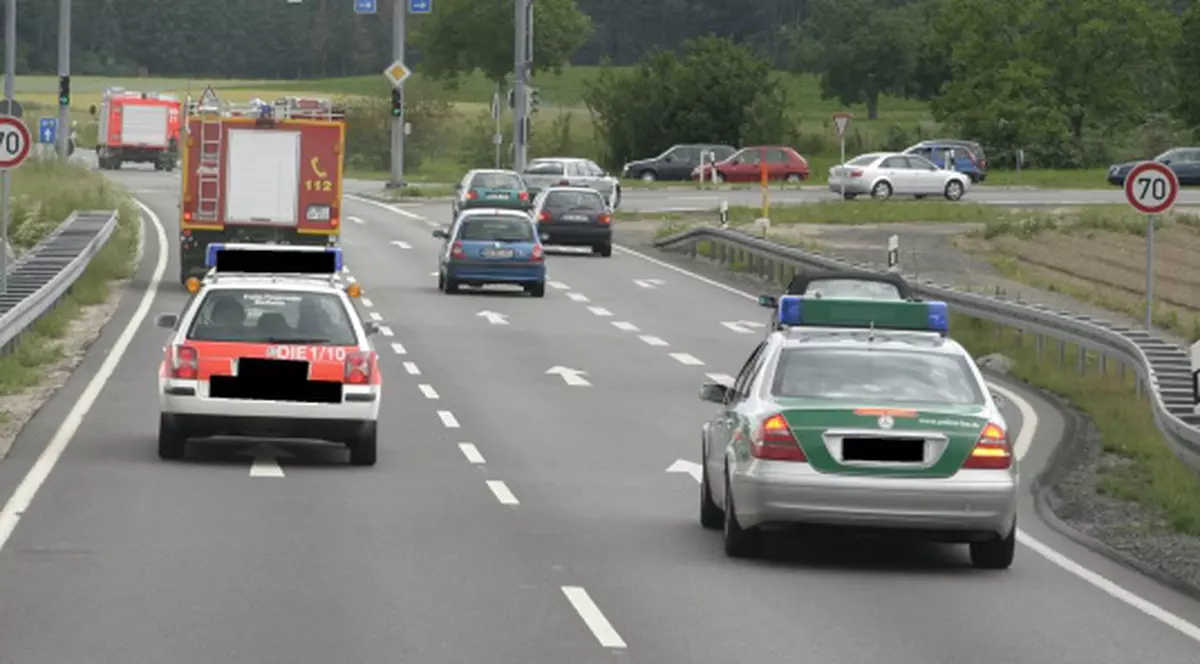 Cinci răniţi în Spania după ce un român a condus pe contrasens