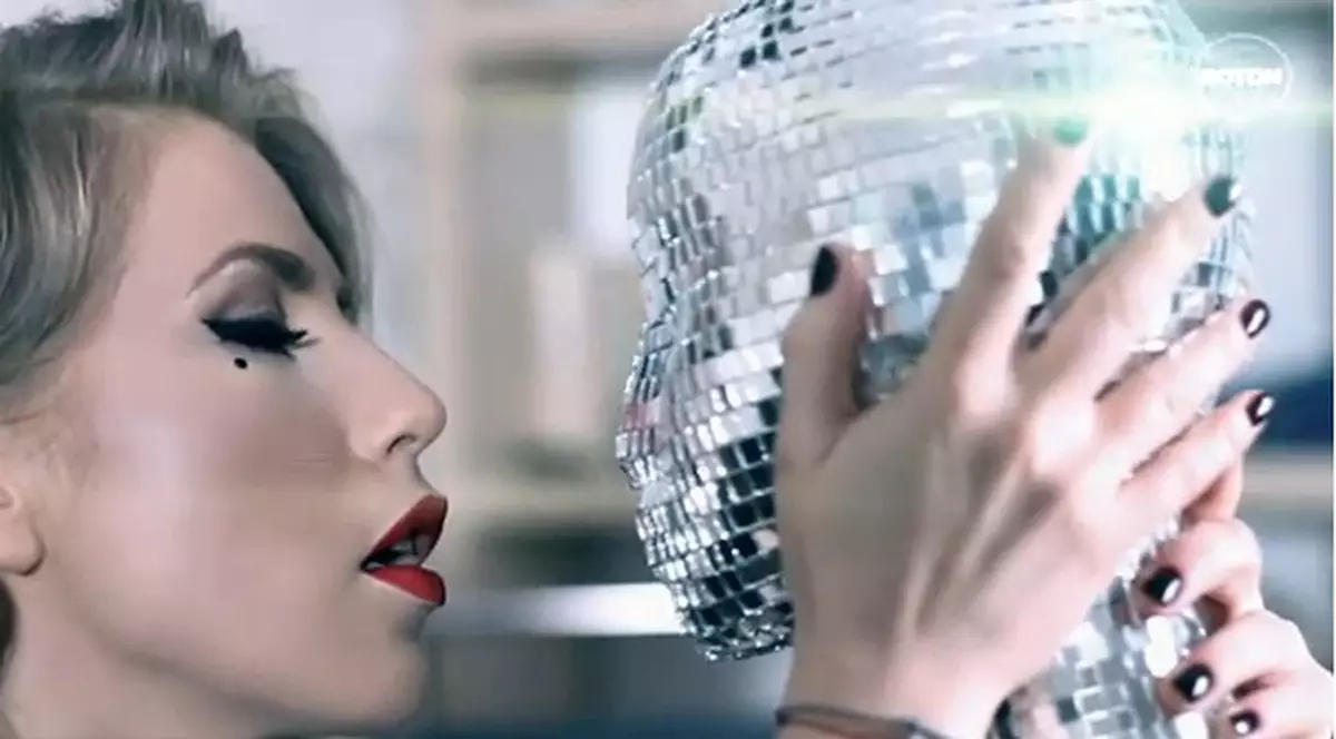 Teaser videoclip | Corina feat. JJ – "No Sleepin"