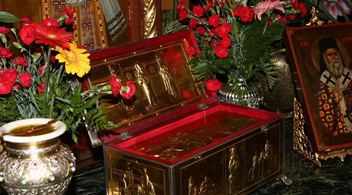 Arestat după ce a furat cutia milei din biserică