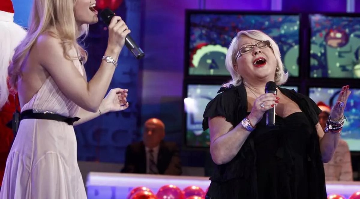 Simona Gherghe cântă în duet cu Mirabela Dauer, după 20 de ani 
