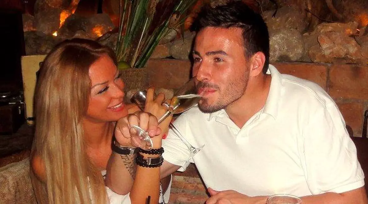 Bianca Drăguşanu despre iubitul ei, Adrian Cristea: "Are cardul gol, îi ştiu PIN-ul"