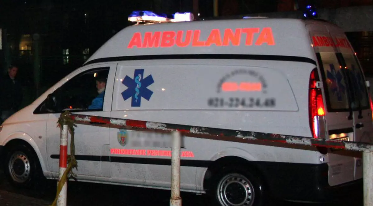 Un tânăr a murit şi alţi doi sunt în comă, după ce au consumat etnobotanice