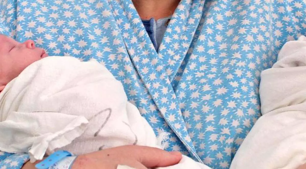 A născut gemeni care au taţi diferiţi