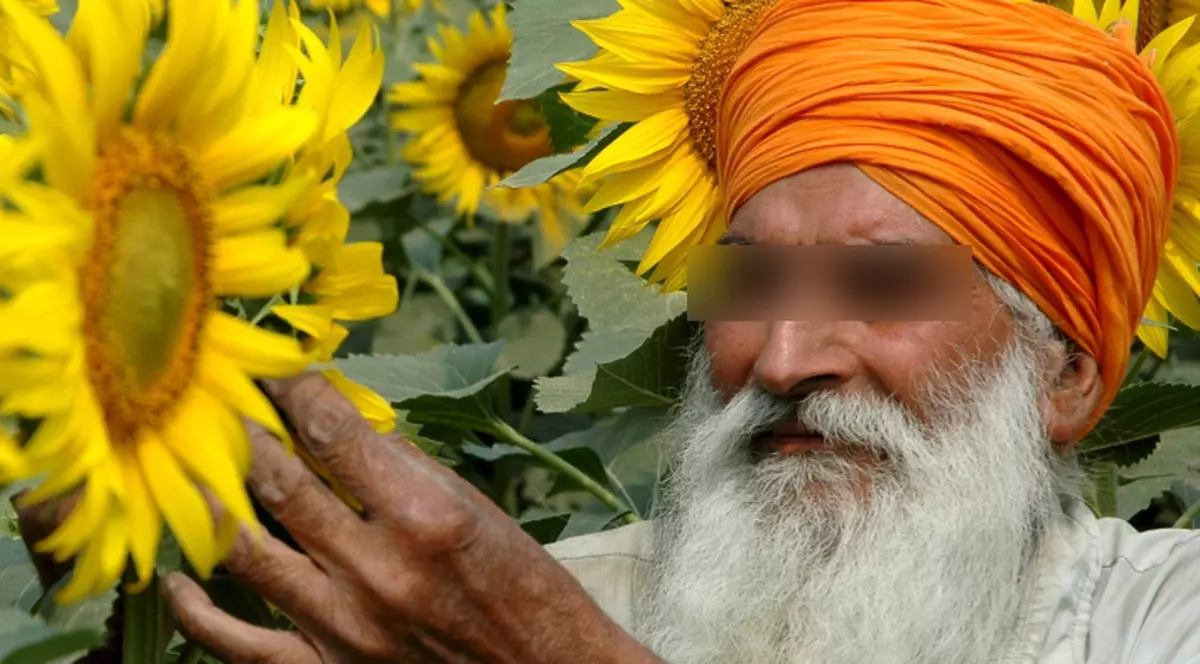 Un indian de 94 de ani susţine că e cel mai bătrân tată din lume