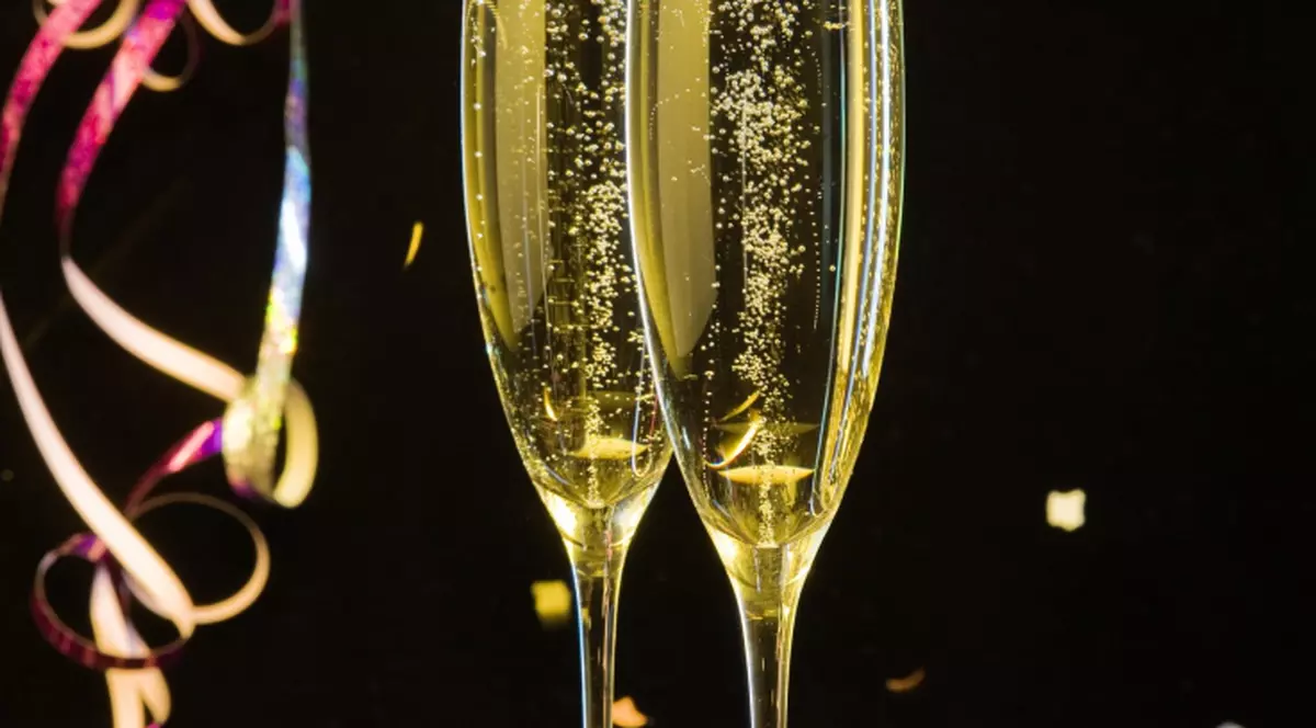 Francezii vor intra în noul an cu o animaţie uriaşă, proiectată pe Pirinei