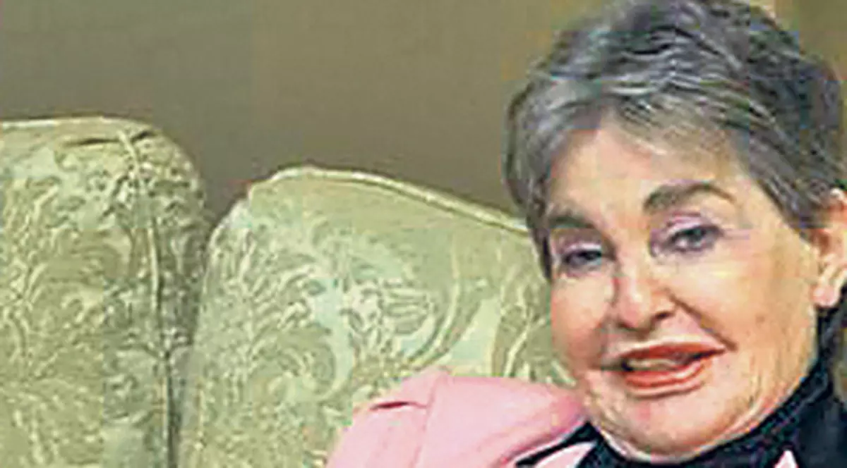 Căţeluşa milionară nu-şi plăteşte impozitele