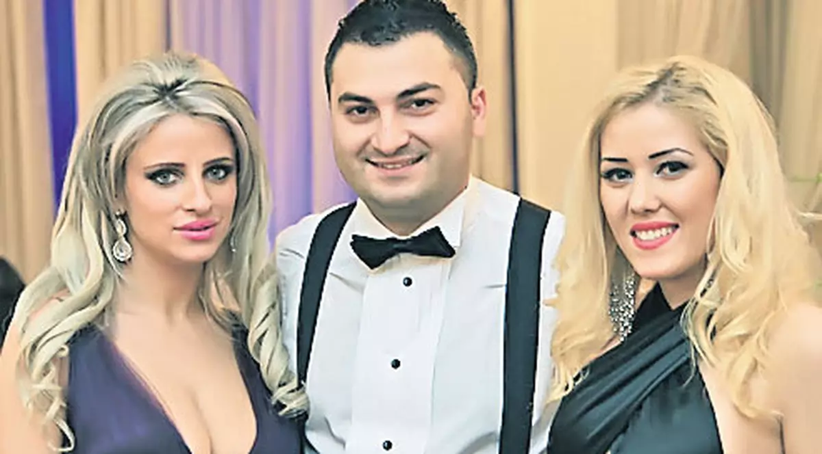 Buruiană şi sora Danielei Crudu, hostesse la petrecerea afaceristului Mitică Terzi