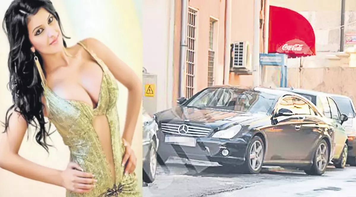 Piţipoanca Anastasia are maşină de împrumut