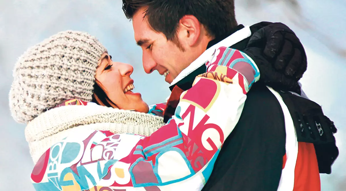 Fecioarele îşi clarifică relaţiile sentimentale