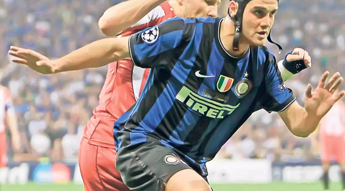 Chivu joacă iar finala