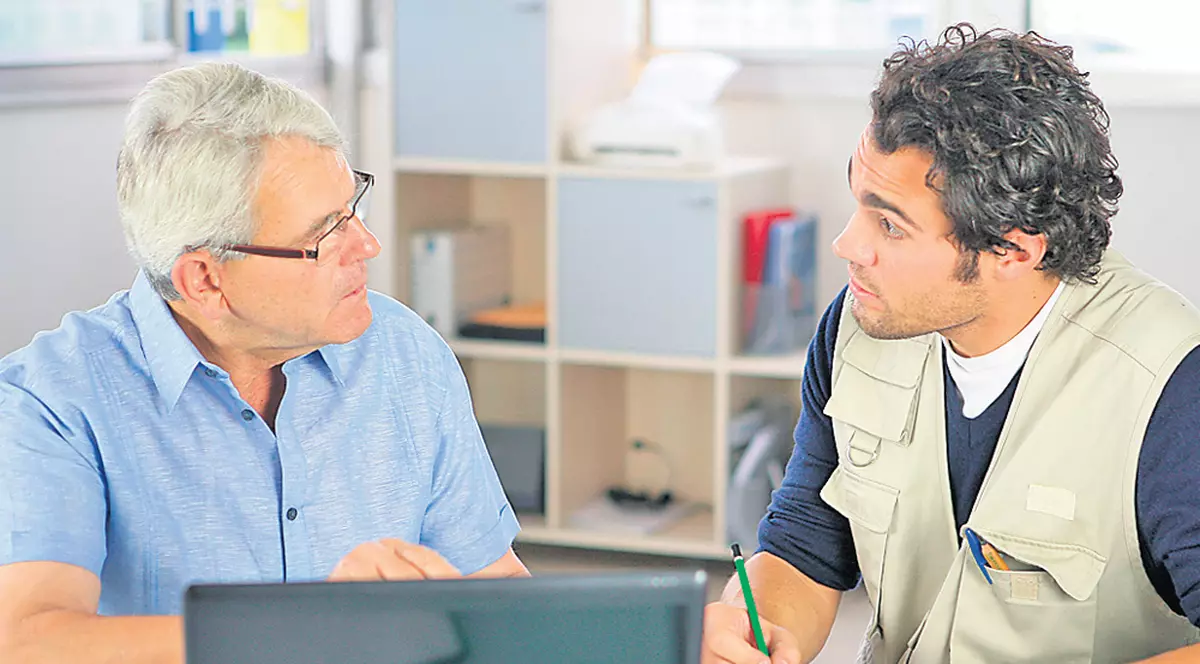 Trebuie să îmbătrâneşti ca să ai leafă mare!