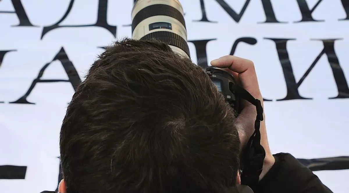 Un politician filipinez şi-a fotografiat criminalul!