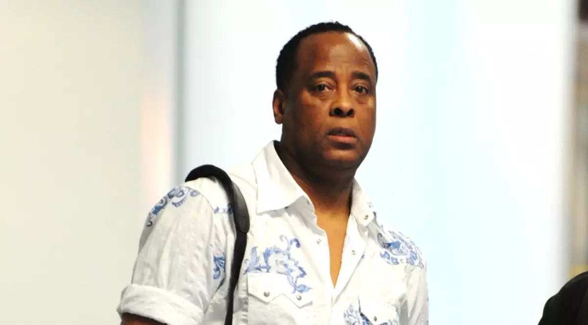 Doctorul Conrad Murray a vrut să ascundă dovezile în cazul morţii lui Michael
