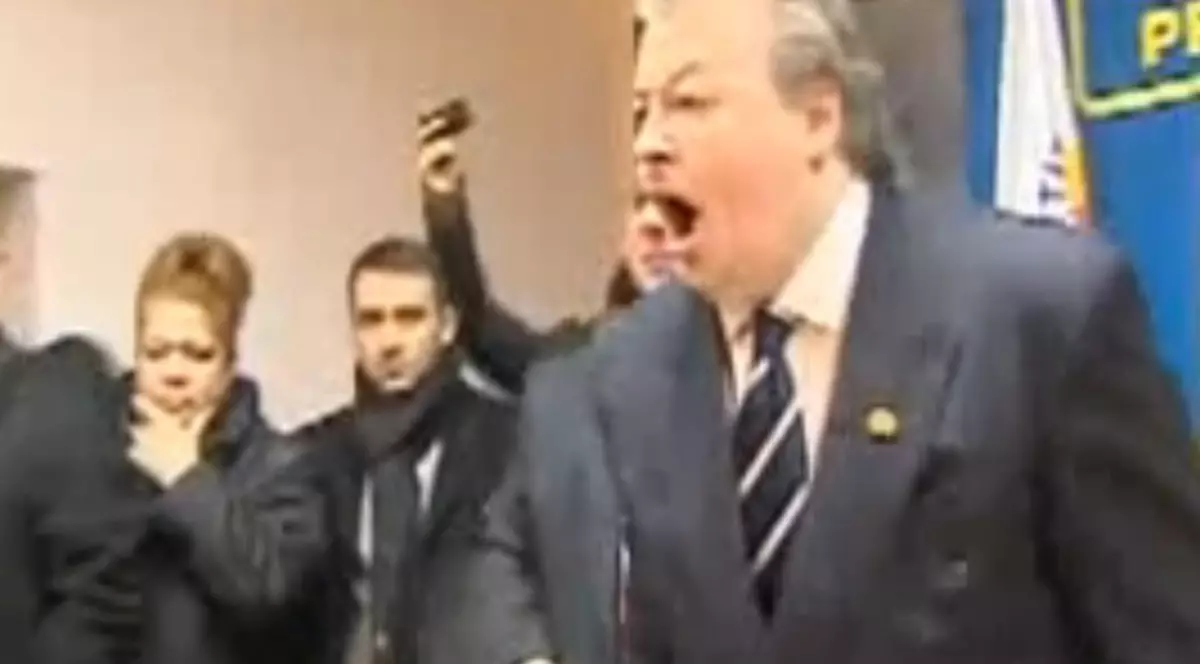 Sediul Partidului România Mare a fost evacuat 