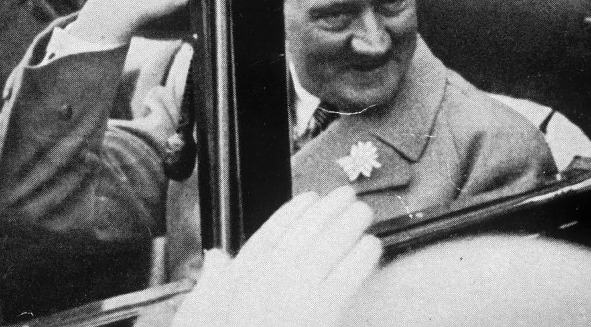 Ultima gardă de corp în viaţă a lui Hitler nu mai poate semna autografe