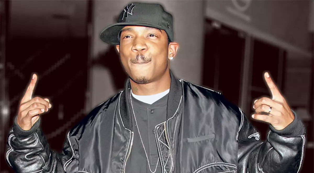 Ja Rule cântă în Bamboo