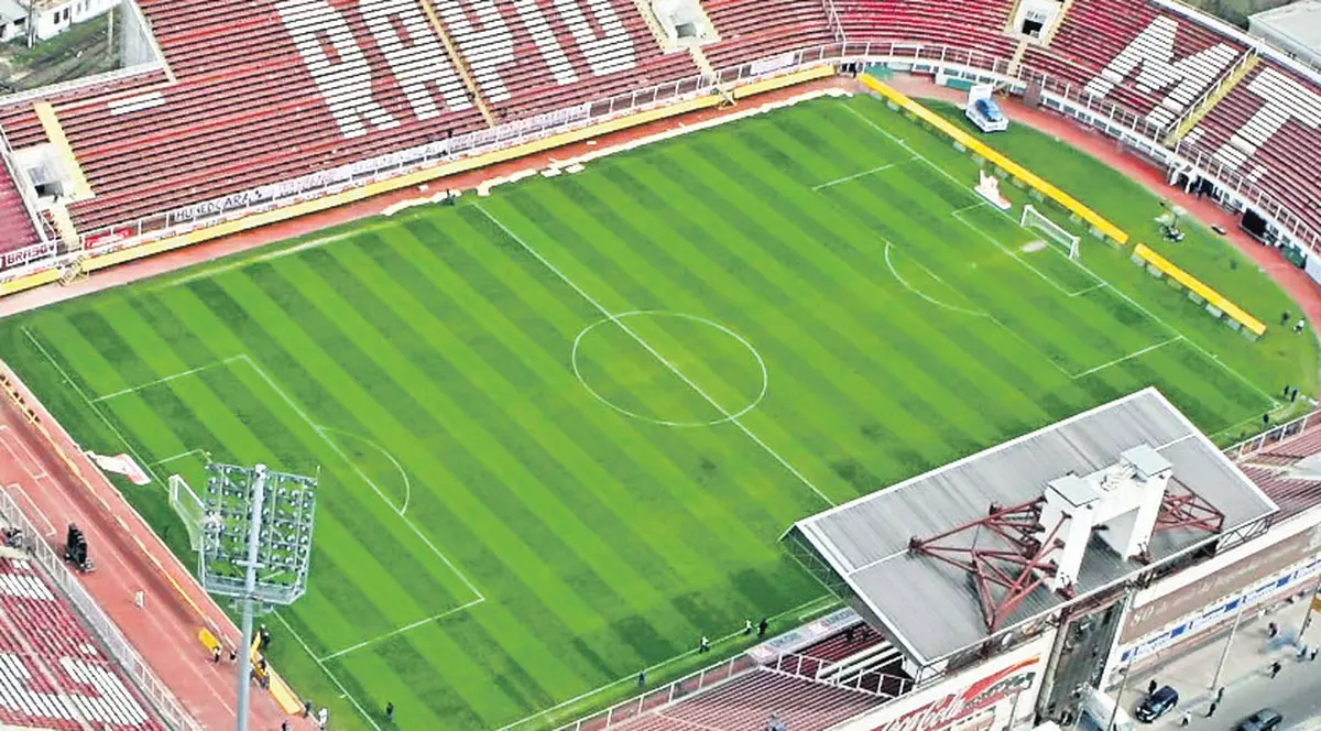 Administratorul stadionului Giuleşti: «Dacă nu îmi plătesc astăzi, îi dau afară!»