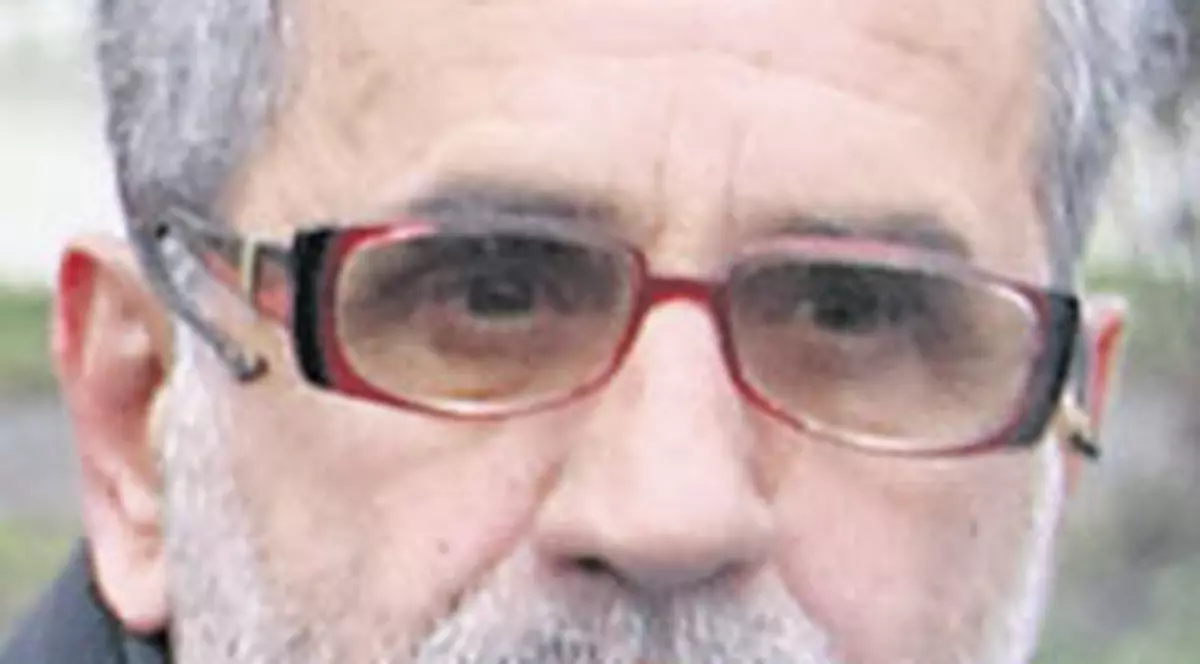 Părintele Mădălinei Manole a făcut ieri o declaraţie-şoc: «Petru nu este tatăl nepotului meu»