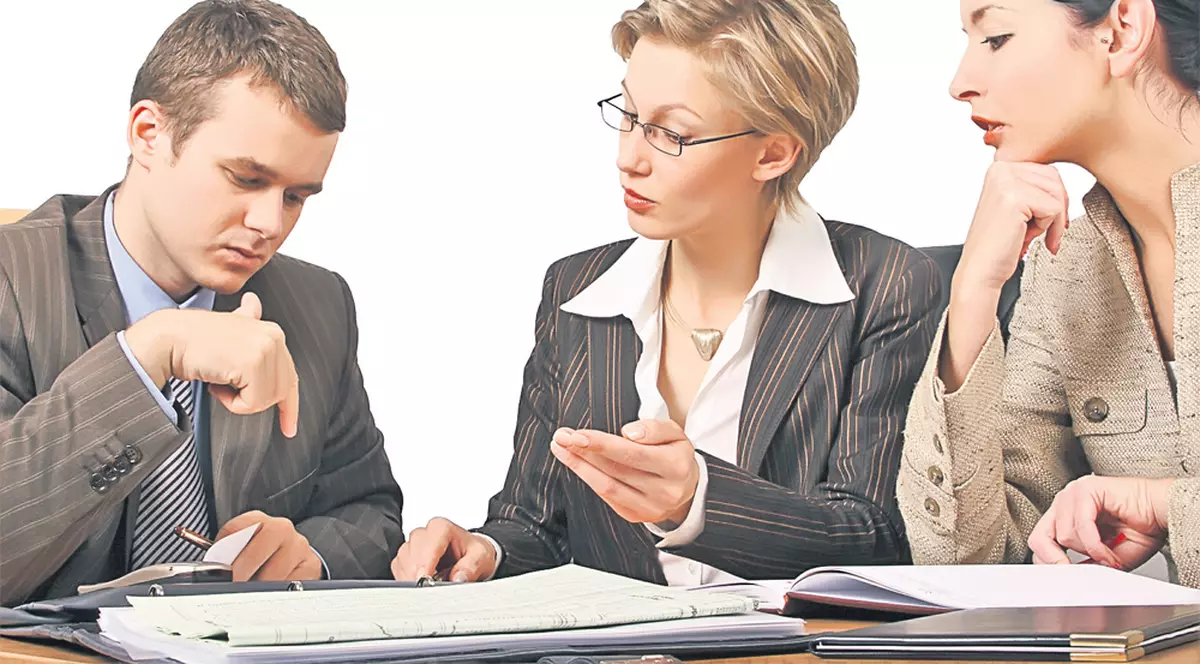 Specialiştii în asigurări, la mare căutare