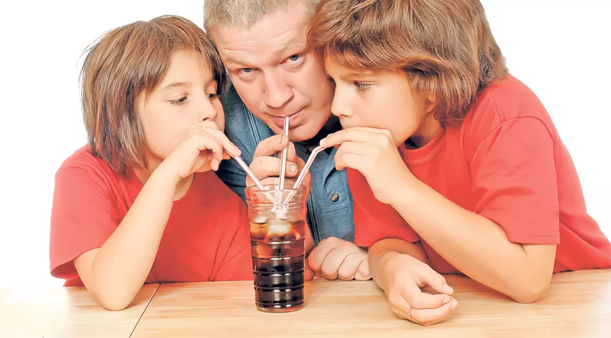 sucurile cu zahăr interzise copiilor