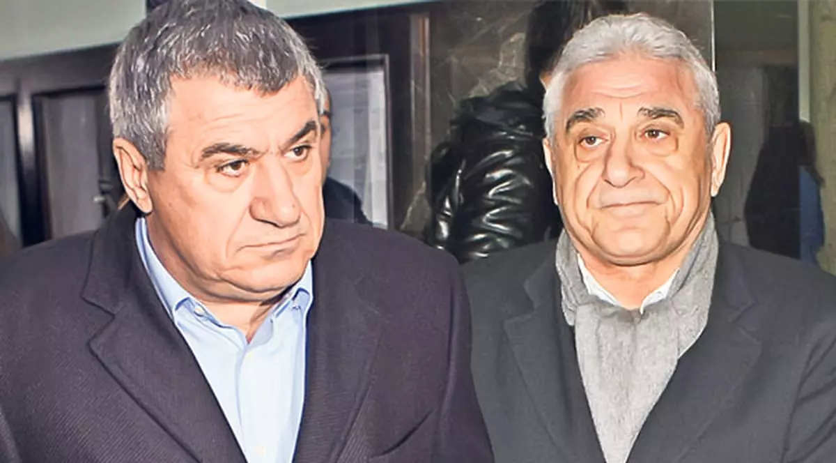 MAMA FRAŢILOR BECALI, GĂSITĂ MOARTĂ ÎN PISCINĂ