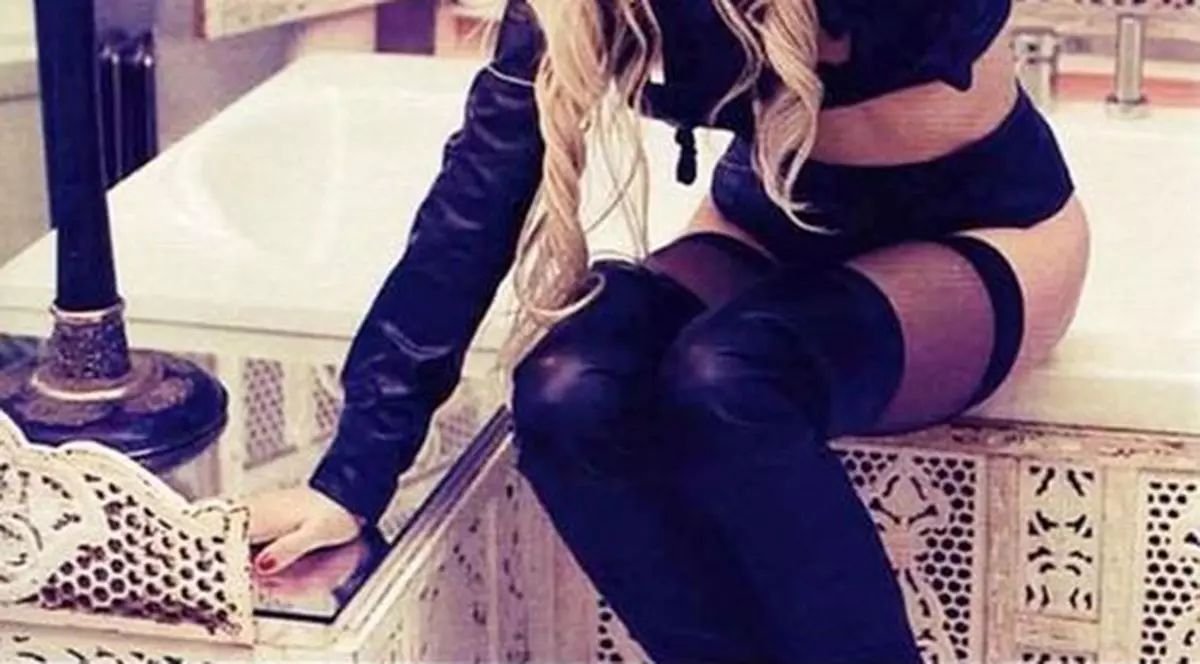 Foto | Taylor Momsen, senzuală în revista Grazia 