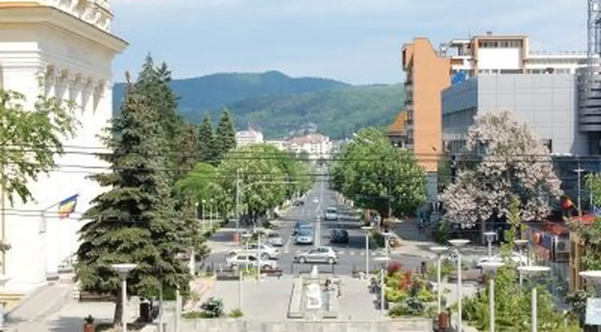 Wired.com: Cum a ajuns izolatul oraş Râmnicu Vâlcea centrul infracţiunilor cibernetice