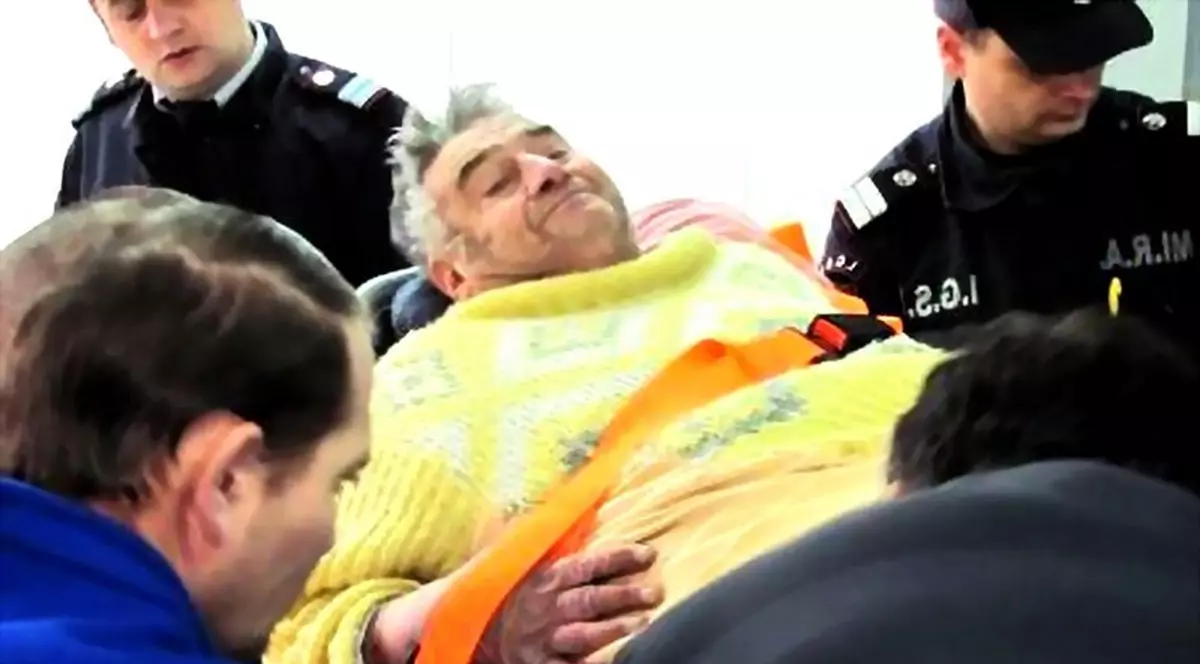 Bărbatul de 300 de kilograme din Zlatna a murit