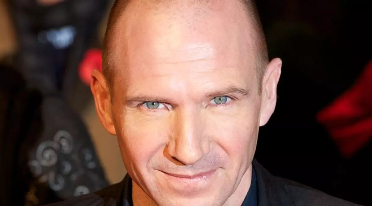 Ralph Fiennes ar putea juca în cel de-al 23-lea film din seria "James Bond"