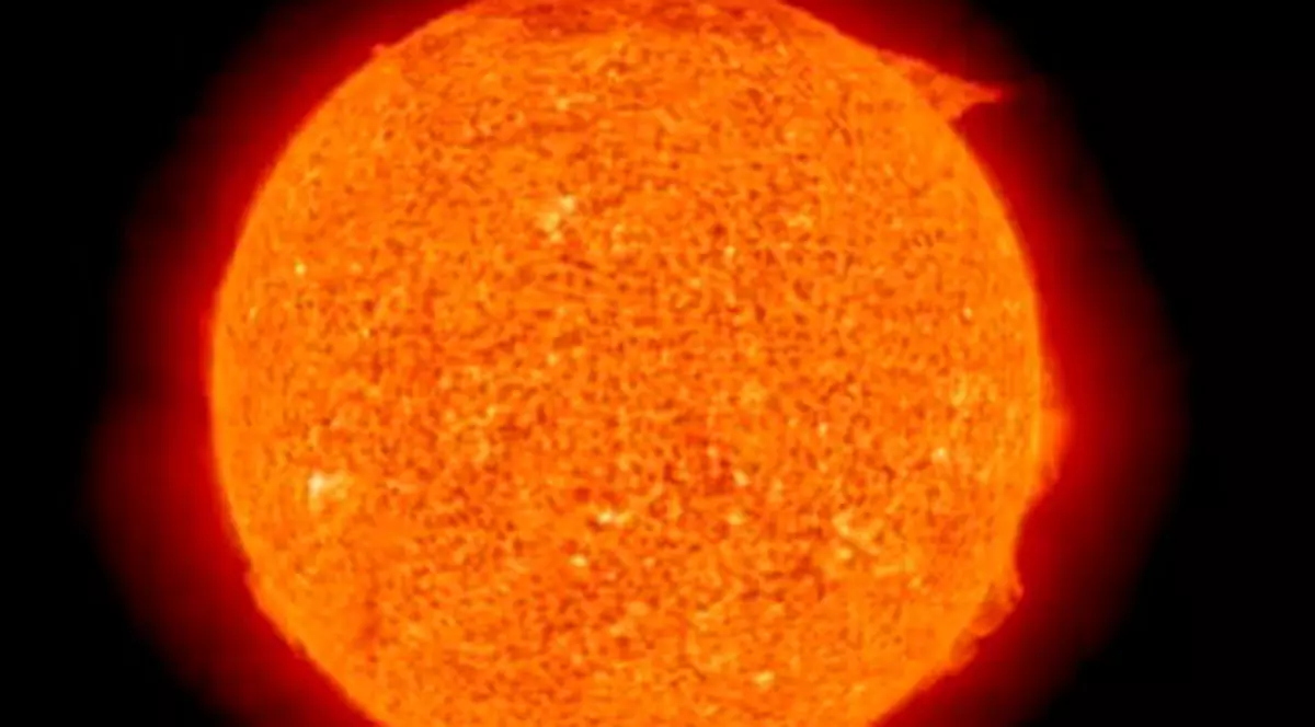 Video | NASA  a obţinut primele imagini panoramice ale Soarelui
