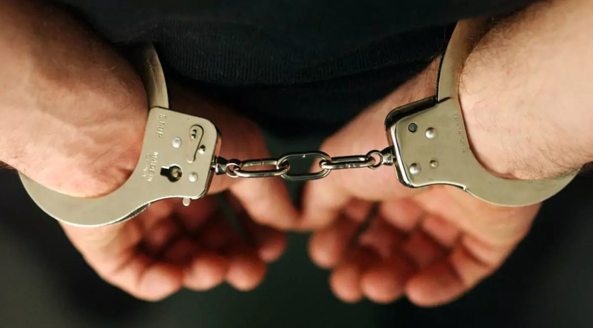 Prins în timp ce încerca să vândă un kilogram de mercur