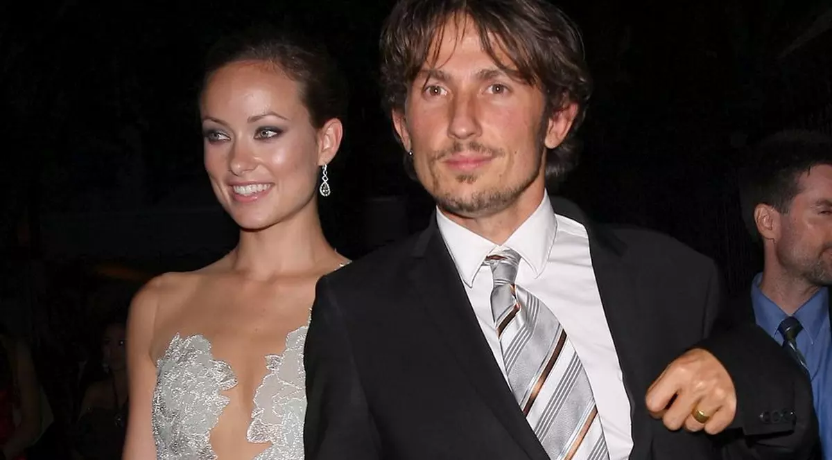 Olivia Wilde, starul filmului "Tron: Legacy", a divorţat de Tao Ruspoli