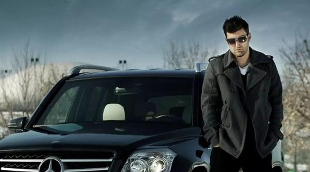 Smiley va fi într-o cursă contra cronometru de Sf. Valentin